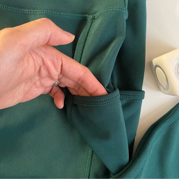 Hunter Green Pop Fit Leggings with Mesh Criss Cross Detail - Picture 5 of 8